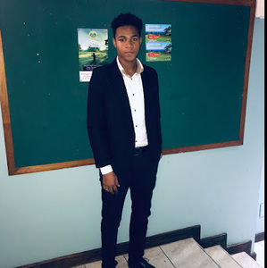 Meet your Posher, Travis